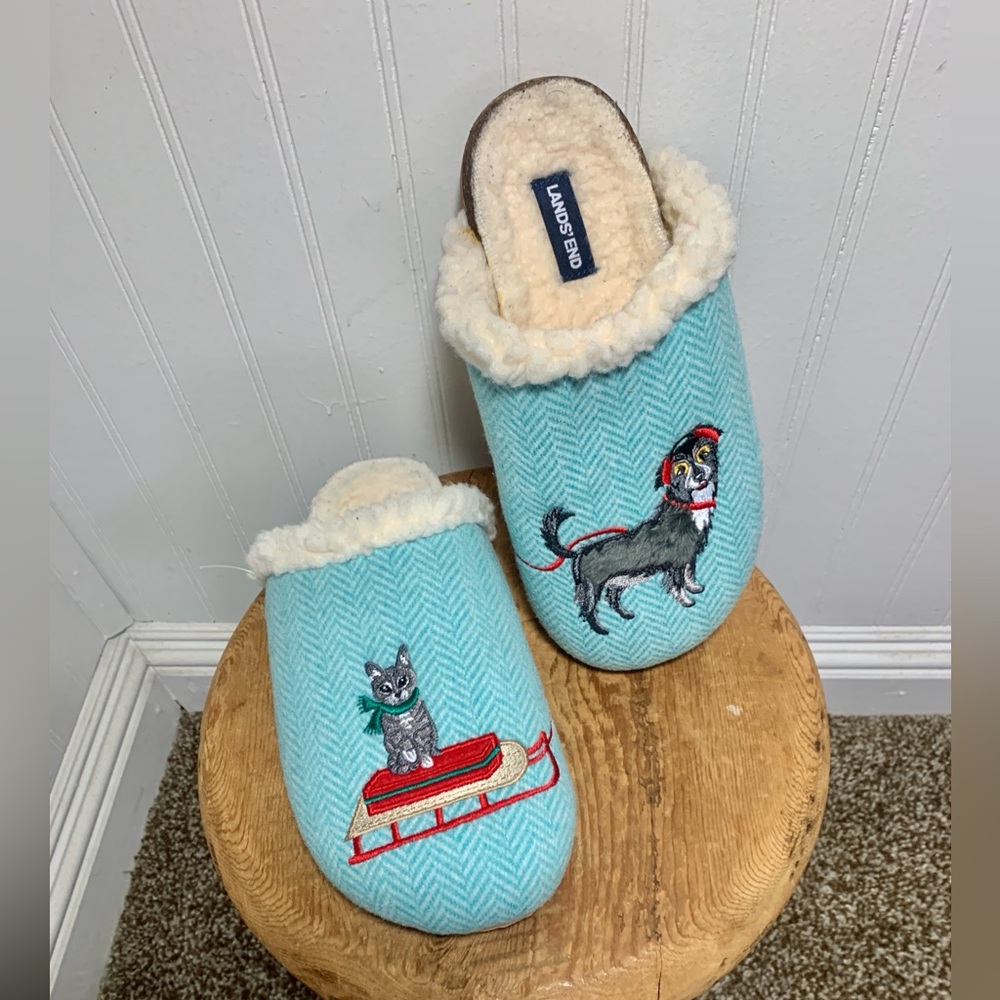 Lands’ End Felt Sherpa Dog /Cat Winter Slippers